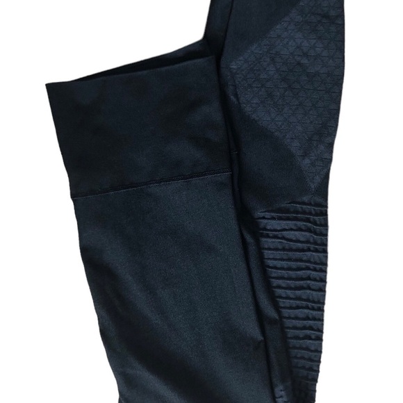 Spanx Look At Me Moto High-Rise Stretch-Woven Black Leggings Sz. M Work~Out - Picture 5 of 5